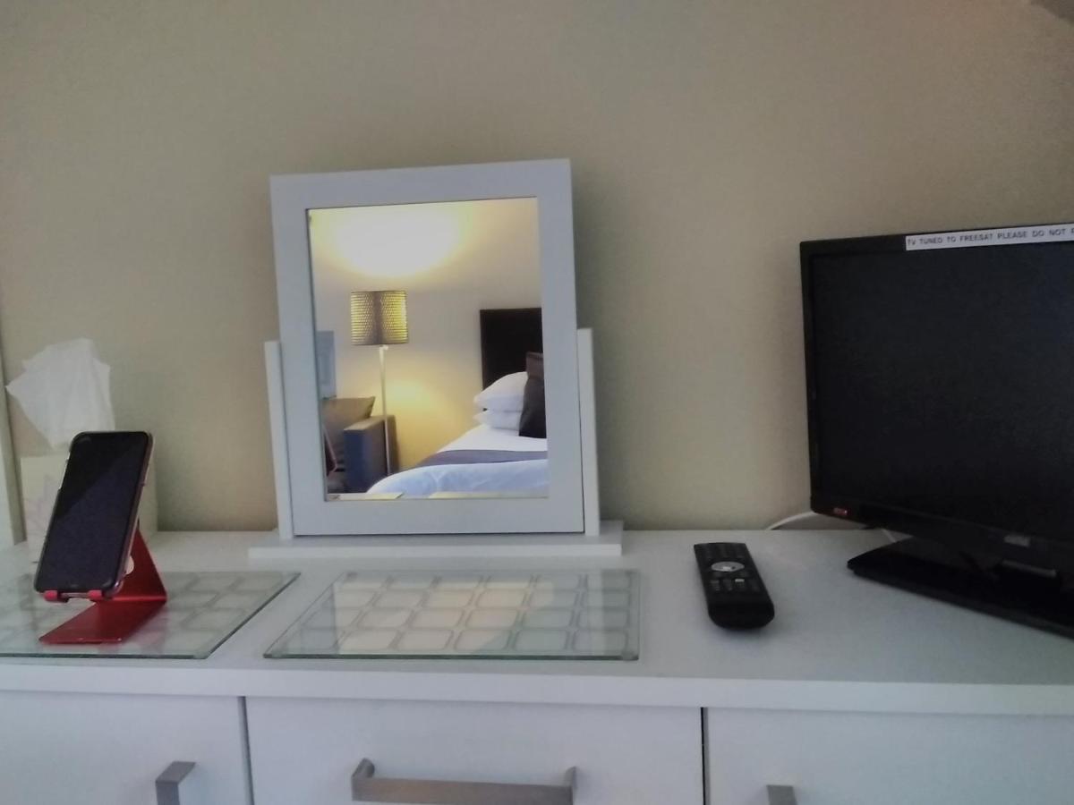 Windermere Studio Rooms - With Free Car Parking Onsite Dış mekan fotoğraf