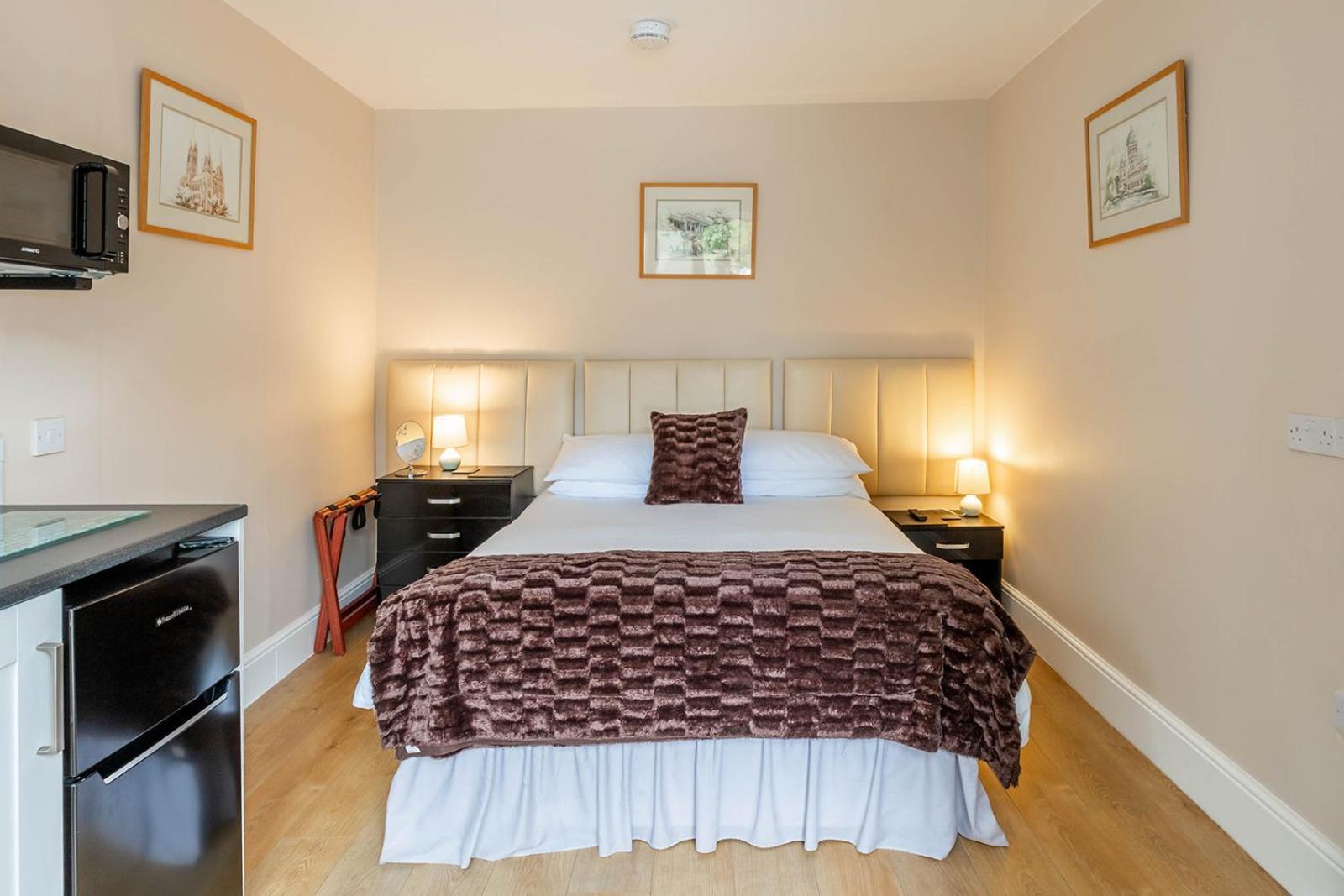 Windermere Studio Rooms - With Free Car Parking Onsite Dış mekan fotoğraf