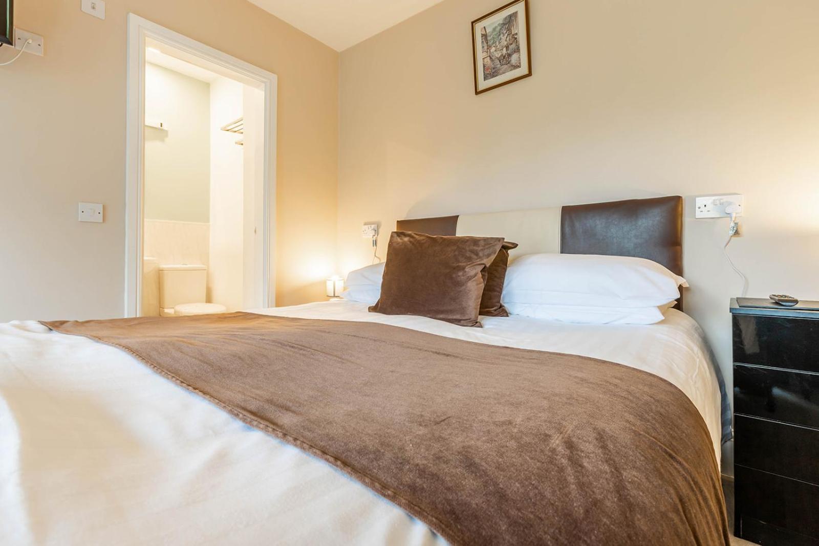 Windermere Studio Rooms - With Free Car Parking Onsite Dış mekan fotoğraf