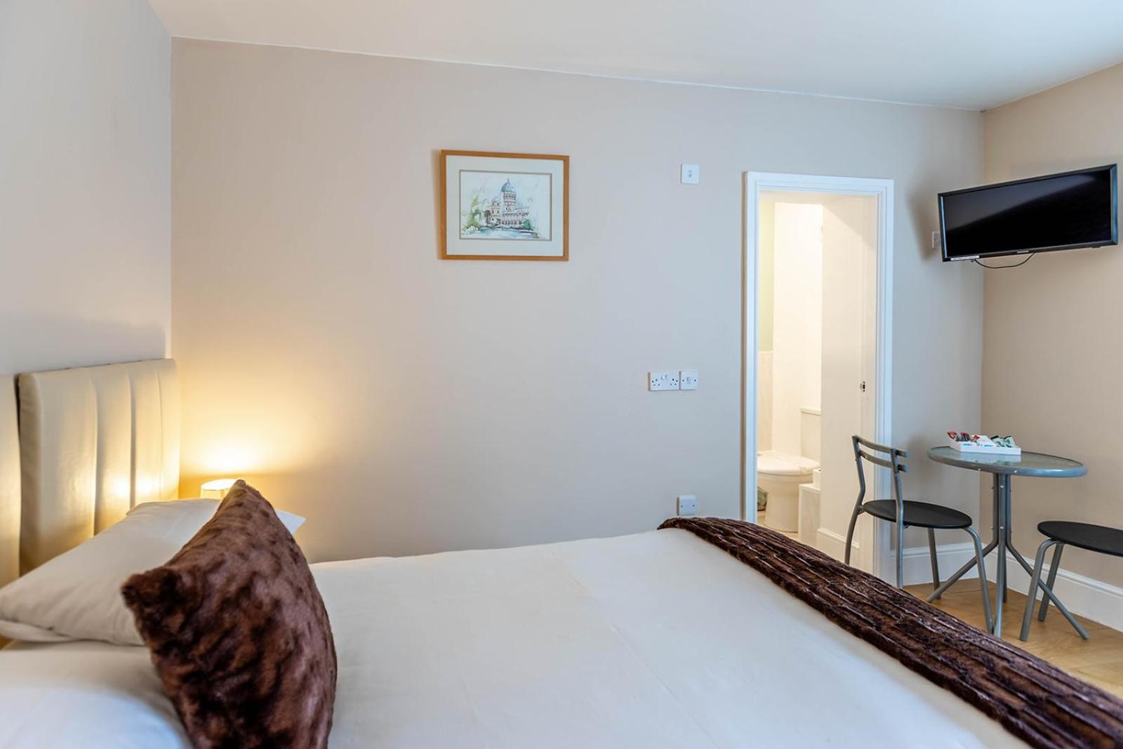 Windermere Studio Rooms - With Free Car Parking Onsite Dış mekan fotoğraf